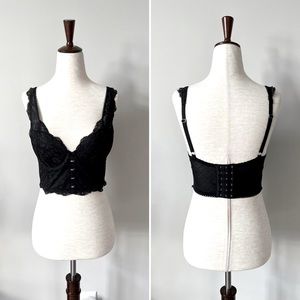 Victoria’s Secret Ribbed Cropped Lace Top